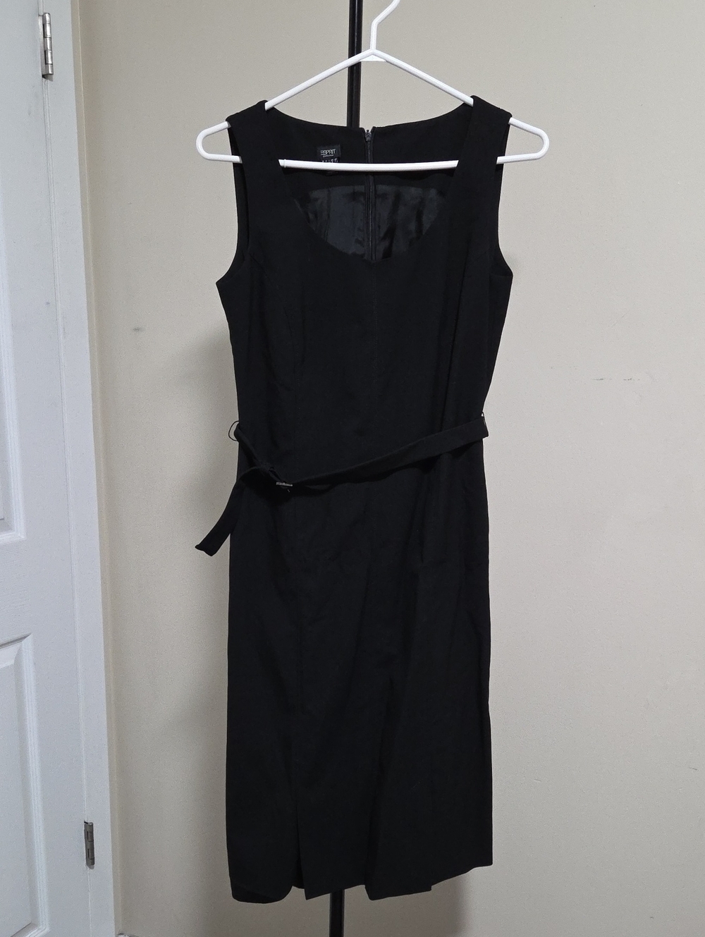 Esprit Black Sleeveless Belted Sheath Dress